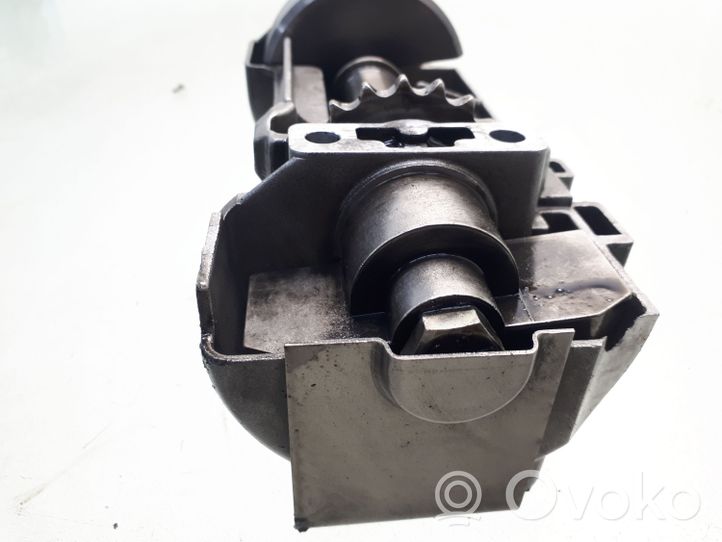 Audi A4 S4 B5 8D Oil pump 059103337B