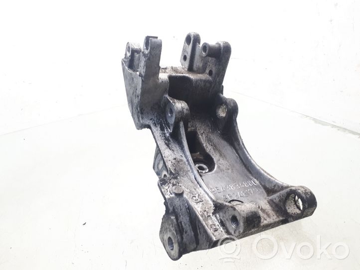 Citroen C5 Support de générateur / alternateur 9643834880