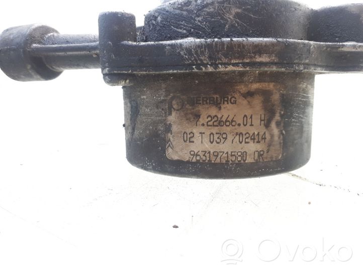 Citroen C5 Alipainepumppu 72266601