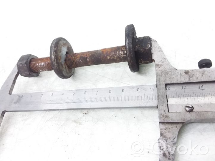 Volkswagen Touareg I Rear suspension camber bolt 