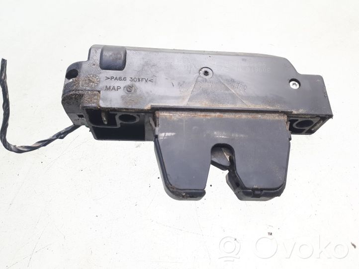 Citroen C5 Zamek klapy tylnej / bagażnika 9646091580