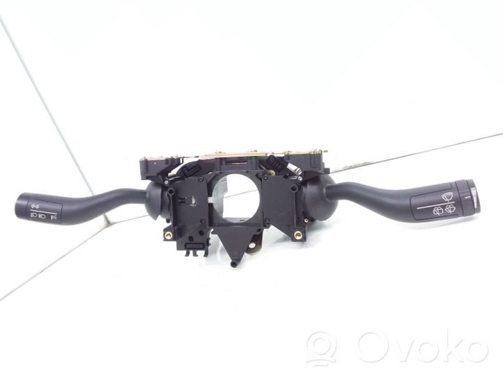 Volkswagen Touareg I Leva/interruttore dell’indicatore di direzione e tergicristallo 7L6953549D