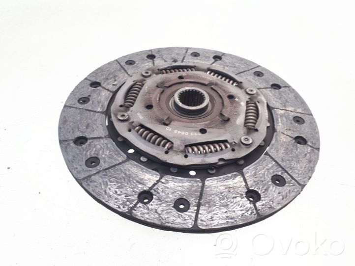 Volkswagen PASSAT B5 Clutch pressure plate 323064510