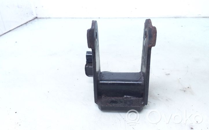 Hyundai Santa Fe Gearbox mounting bracket 