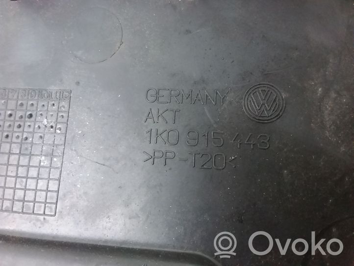 Volkswagen Touran I Coperchio/tappo della scatola vassoio della batteria 1K0915443