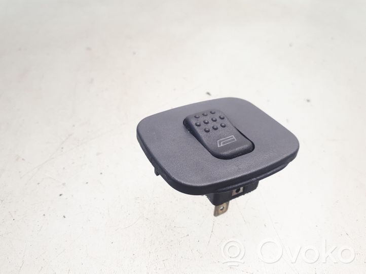 Alfa Romeo GTV Electric window control switch 150241000