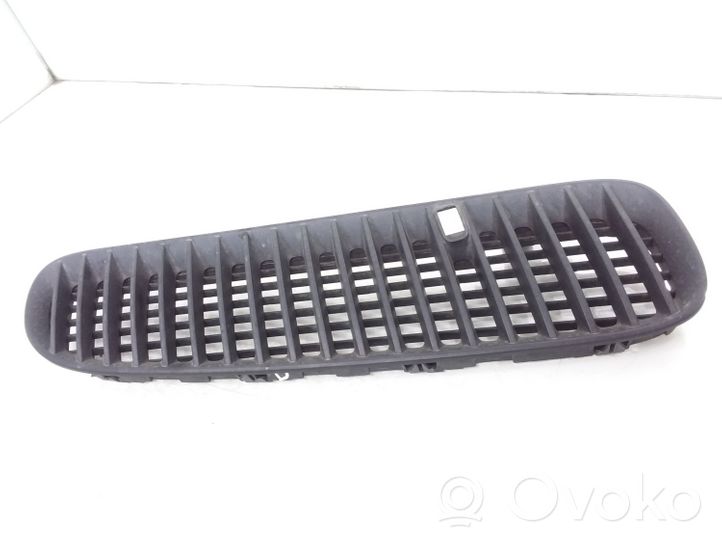 BMW X5 E53 Bonnet/hood grill 7113732