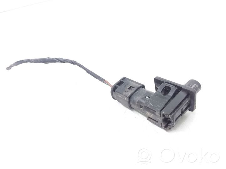 BMW 3 E46 Sensor interruptor de la alarma del capó 9119052