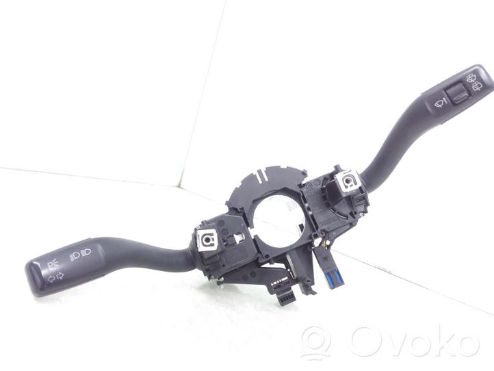 Audi A3 S3 A3 Sportback 8P Leva/interruttore dell’indicatore di direzione e tergicristallo 8P0953513A