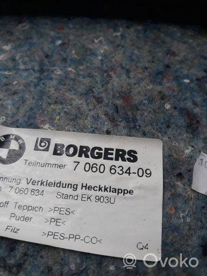 BMW 3 E90 E91 Verkleidung Abdeckung Heckklappe Kofferraumdeckel 7060634