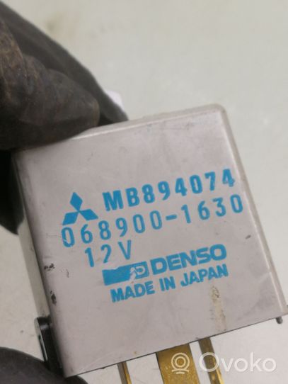 Mitsubishi Pajero Kita rėlė 0689001630