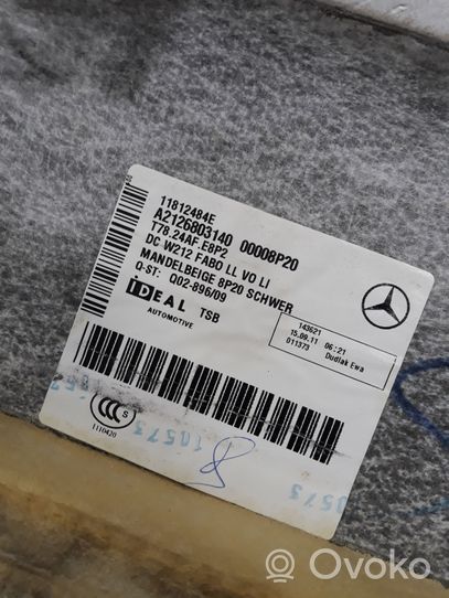 Mercedes-Benz CLS C218 X218 Передний коврик A2126803140