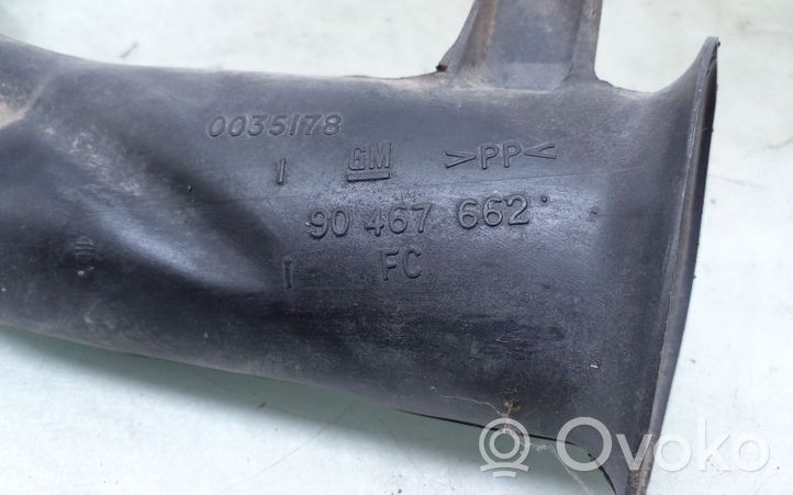 Opel Omega B1 Parte del condotto di aspirazione dell'aria 90467662