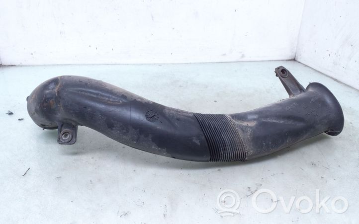 Opel Omega B1 Parte del condotto di aspirazione dell'aria 90467662