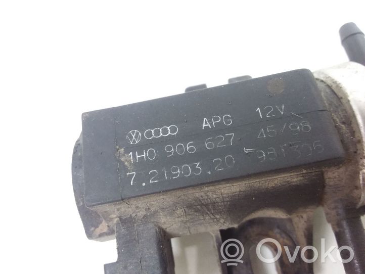 Volkswagen PASSAT B5 Turboahtimen magneettiventtiili 1H0906627