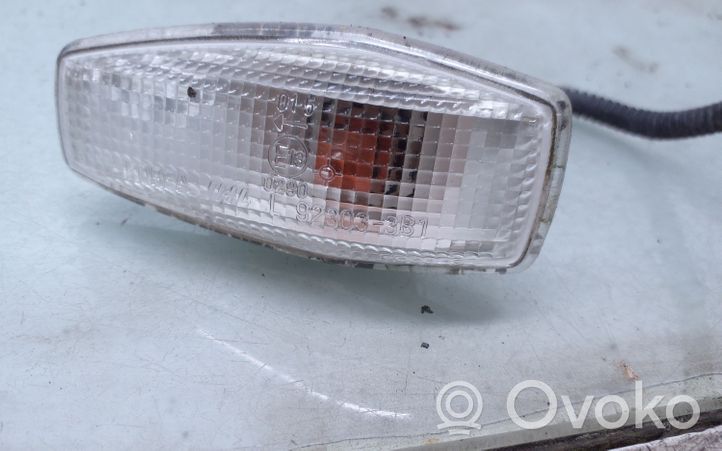 KIA Sorento Front fender indicator light 923033B1