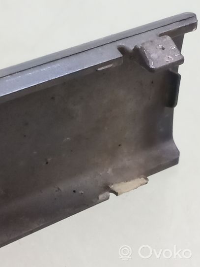 BMW 5 E39 Modanatura separatore del paraurti anteriore 7005956