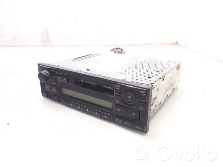 Volkswagen PASSAT B5 Radio/CD/DVD/GPS-pääyksikkö 1J0035186E