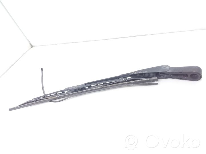 Hyundai Trajet Rear wiper blade arm S9607