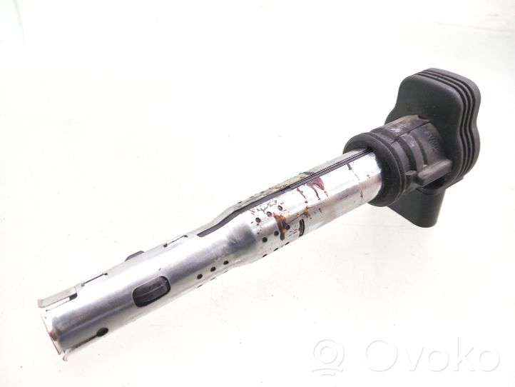 Volkswagen PASSAT B6 High voltage ignition coil 07K905715F