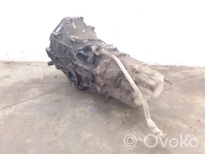 Audi 100 200 5000 C3 Mechaninė 5 pavarų dėžė 3V