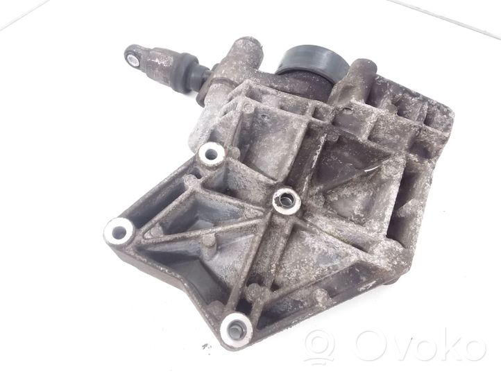 SsangYong Rexton Support de compresseur de clim A6652340839