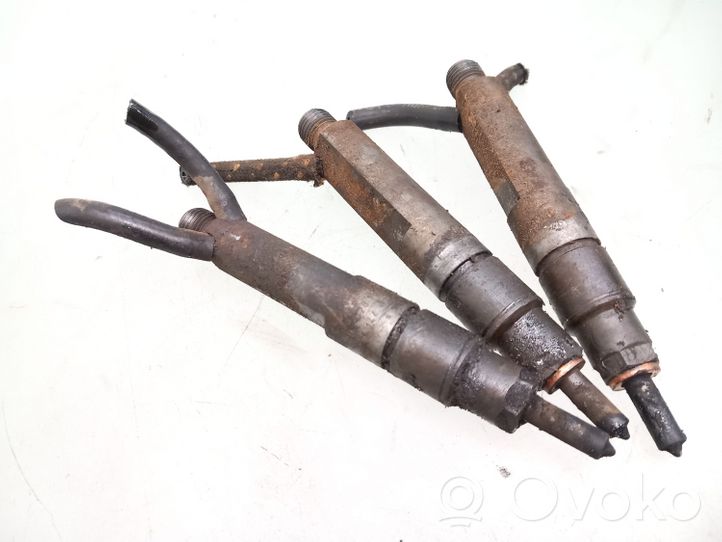 Volkswagen Golf III Injecteur de carburant 028130202P