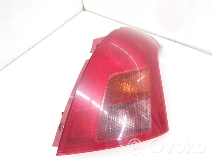 Suzuki Swift Lampa tylna P4476R