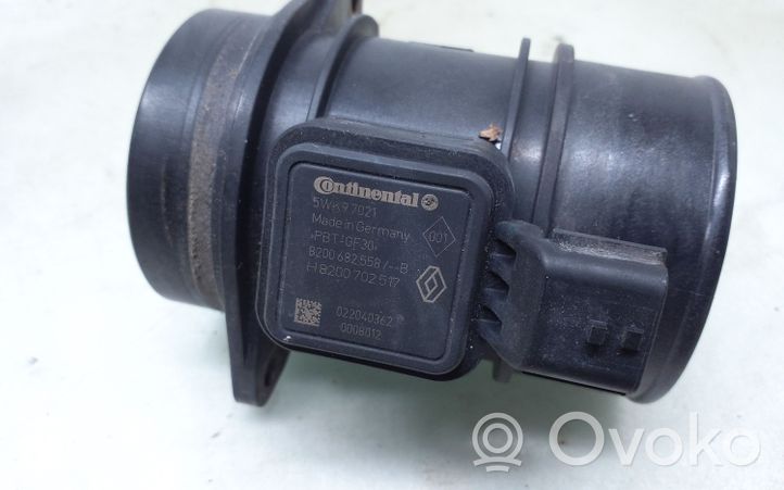 Renault Megane III Mass air flow meter 8200682558