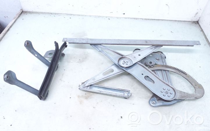 Renault Megane III Front window lifting mechanism without motor 966415102