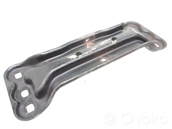 Mercedes-Benz E W211 Support de boîte de vitesses A2112421001