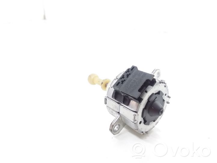 BMW 7 F01 F02 F03 F04 Motor de ajuste de nivel del faro delantero 7046049