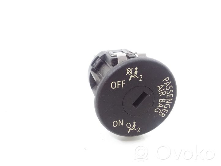 BMW 7 F01 F02 F03 F04 Passenger airbag on/off switch 9196886