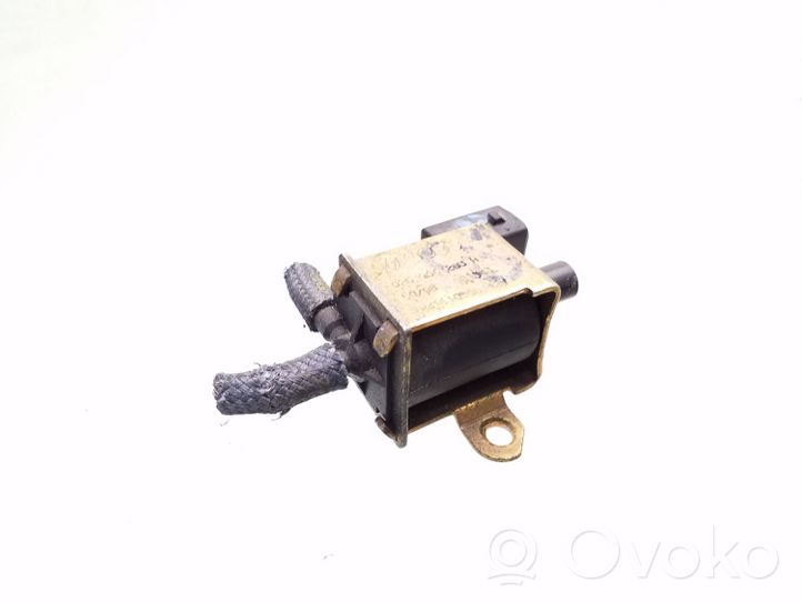 Audi A6 S6 C5 4B Electrovanne Soupape de Sûreté / Dépression 026906263H