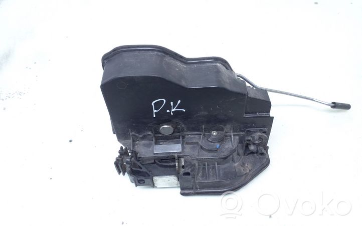 BMW 1 F20 F21 Zamek drzwi przednich 7229461