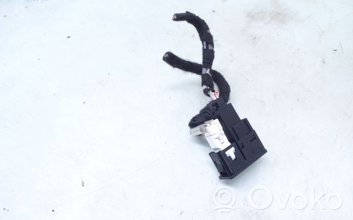 BMW 1 F20 F21 Connettore plug in USB 9229247