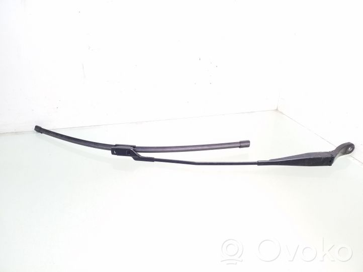 Peugeot Partner Windshield/front glass wiper blade 9682974380