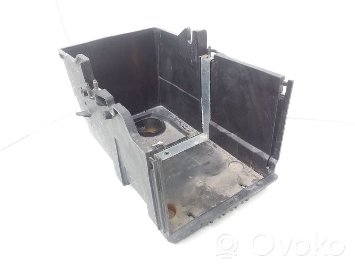 Ford Focus Boîte de batterie AM5110723D