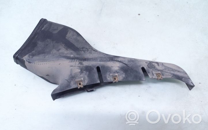 Volkswagen PASSAT B5.5 Część rury dolotu powietrza 3B0129617G