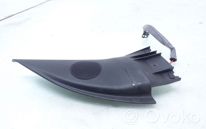 Volkswagen PASSAT B5.5 Altavoz de alta frecuencia en la puerta delantera 3B0035411F