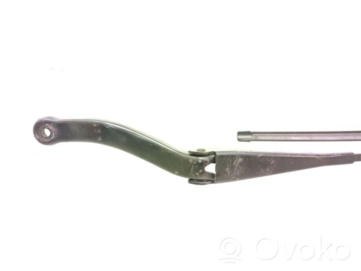 Opel Corsa D Windshield/front glass wiper blade 13284136