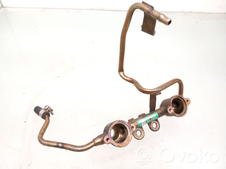 Subaru Impreza I Kraftstoffverteiler Einspritzleiste Verteilerrohr 17523AA452