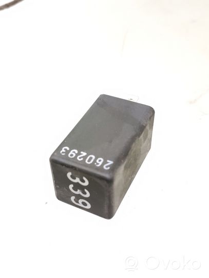 Audi 80 90 S2 B4 ABS relay 4A0907517