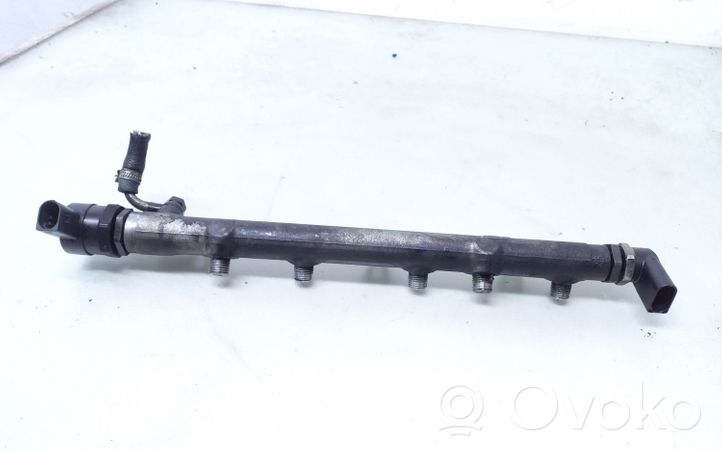 BMW 3 E46 Kraftstoffverteiler Einspritzleiste Verteilerrohr 0445214030