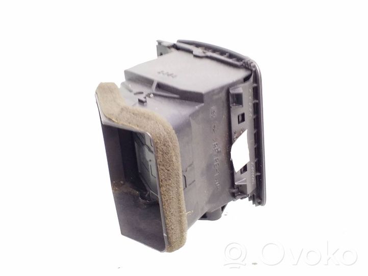 Opel Signum Copertura griglia di ventilazione laterale cruscotto 13191913