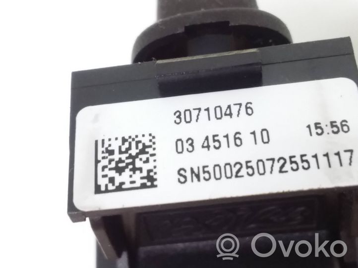Volvo V70 Central locking switch button 30710476