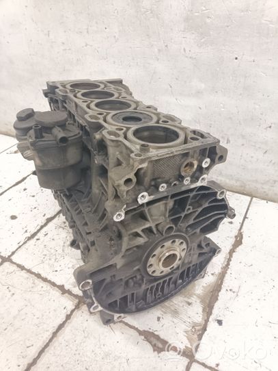 Volvo V70 Engine block D5244T5