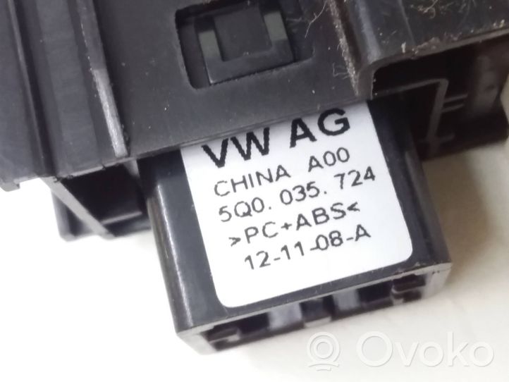 Volkswagen Golf VII Gniazdo / Złącze USB 5G0035222C