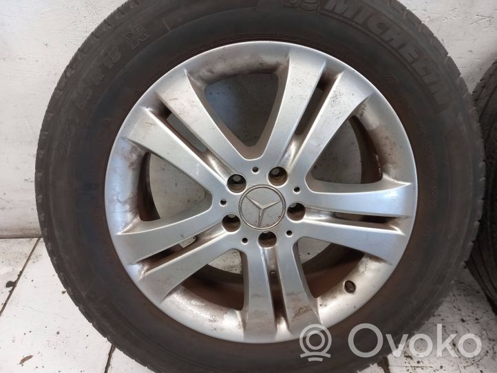 Mercedes-Benz R W251 R18 alloy rim A2514011302