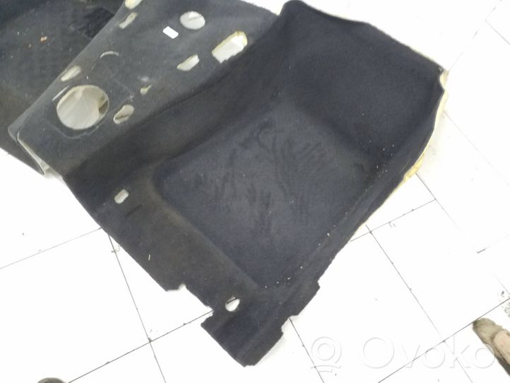 BMW 1 E81 E87 Front floor carpet liner 7077117